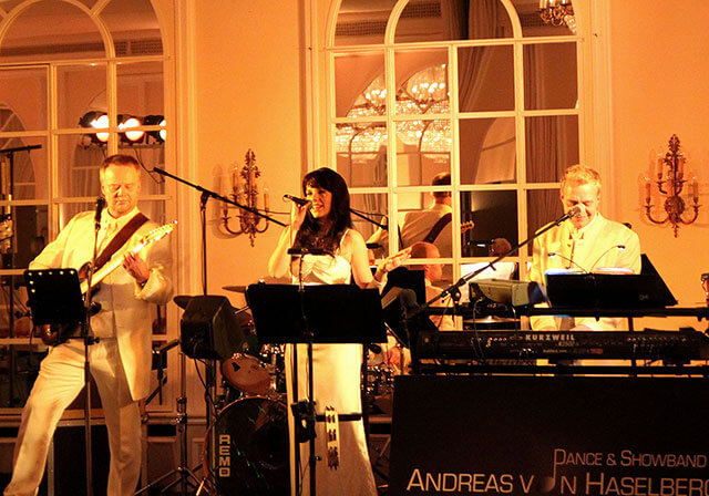 Jubiläumsgala mit Liveband im Hotel Kempinski