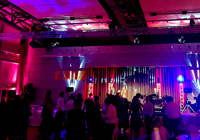 Party bei Mazda
