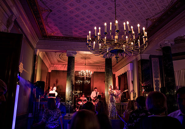 Schloss Albrechtsberg Feier mit Eventband